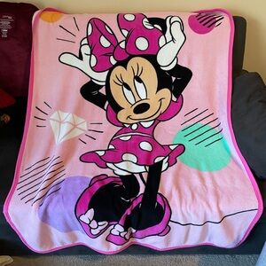 Pink Minnie Mouse Throw Blanket